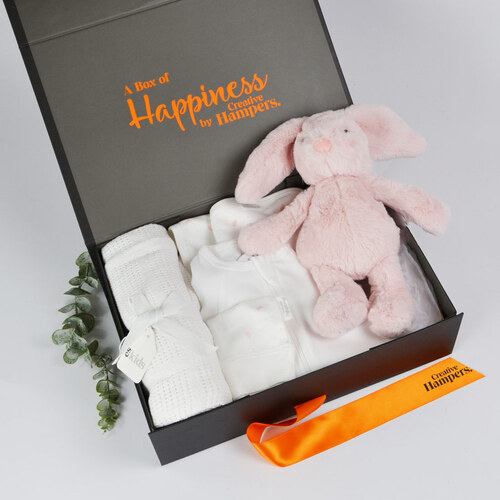 creative_hampers_Baby Girl Essentials Hamper13031