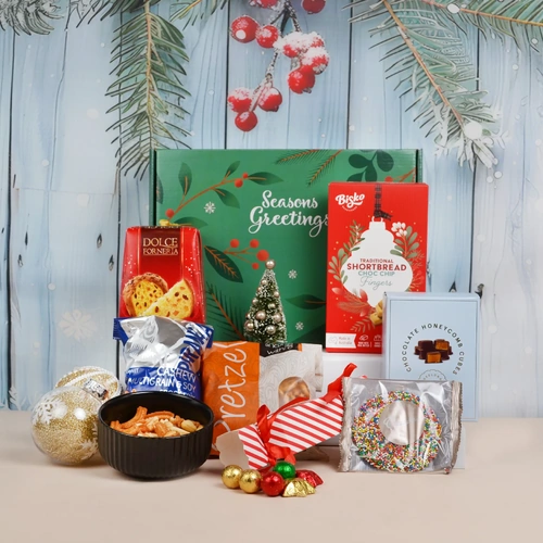 creative_hampers_Christmas Snack Selection Gift Hamper17287