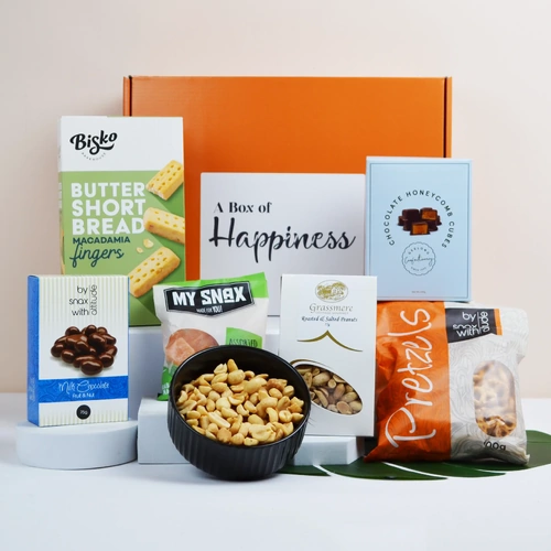 creative_hampers_Snack Celebration Gift Box17287_23
