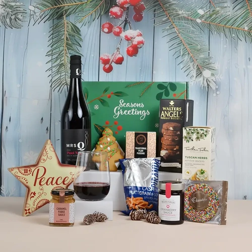 creative_hampers_Christmas Delights & Pinot Hamper17298