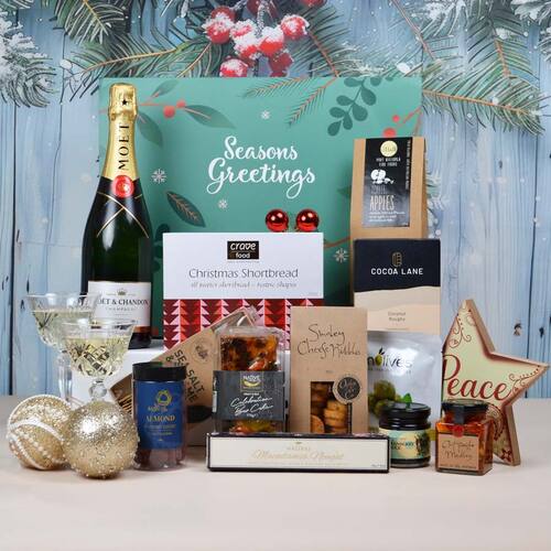 creative_hampers_It's a Champagne Christmas - Moet & Chandon38152
