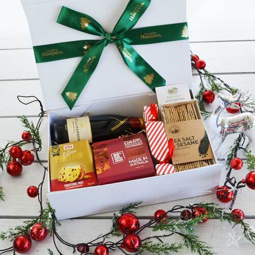 creative_hampers_Christmas Cheer - Moet38244
