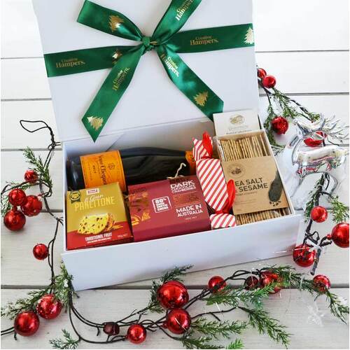 creative_hampers_Christmas Cheer - Veuve Clicquot38247