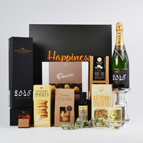 creative_hampers_Vintage Champagne Hamper (Choice of Champagne)      418