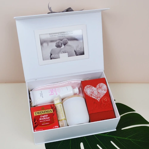 creative_hampers_In Loving Memory Hamper90687